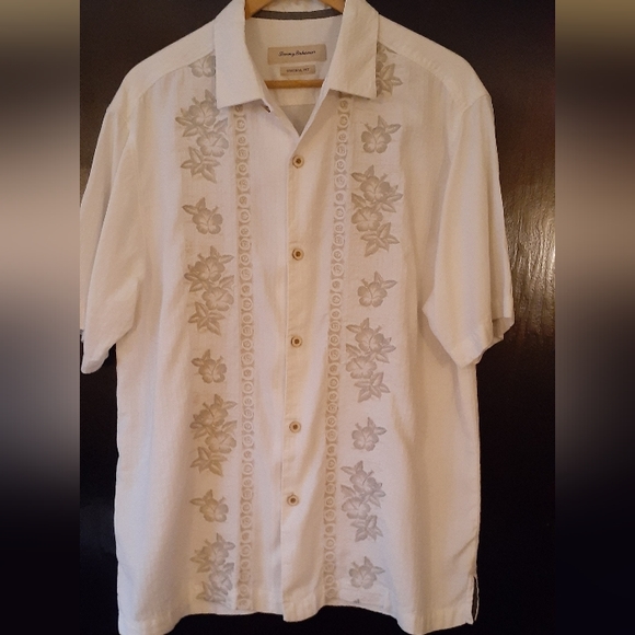 Tommy Bahama Large Mens Shirt - Picture 1 of 4